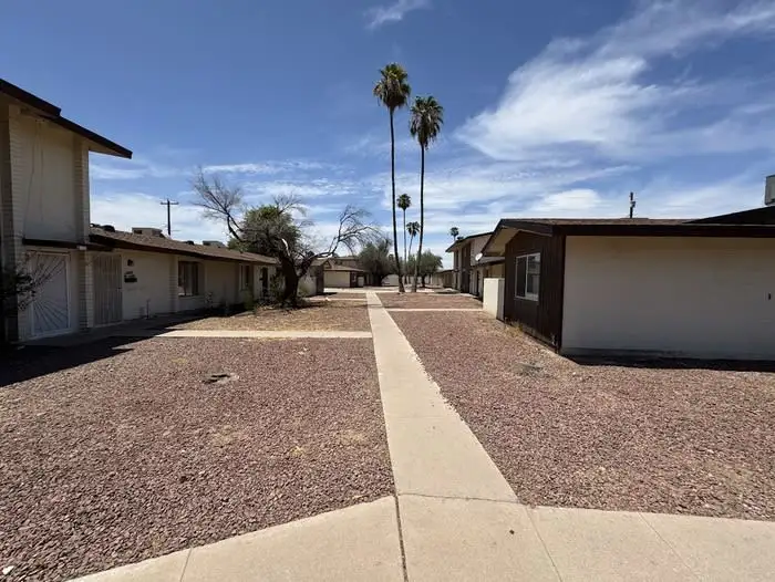 5303 W Thomas Rd photo 4