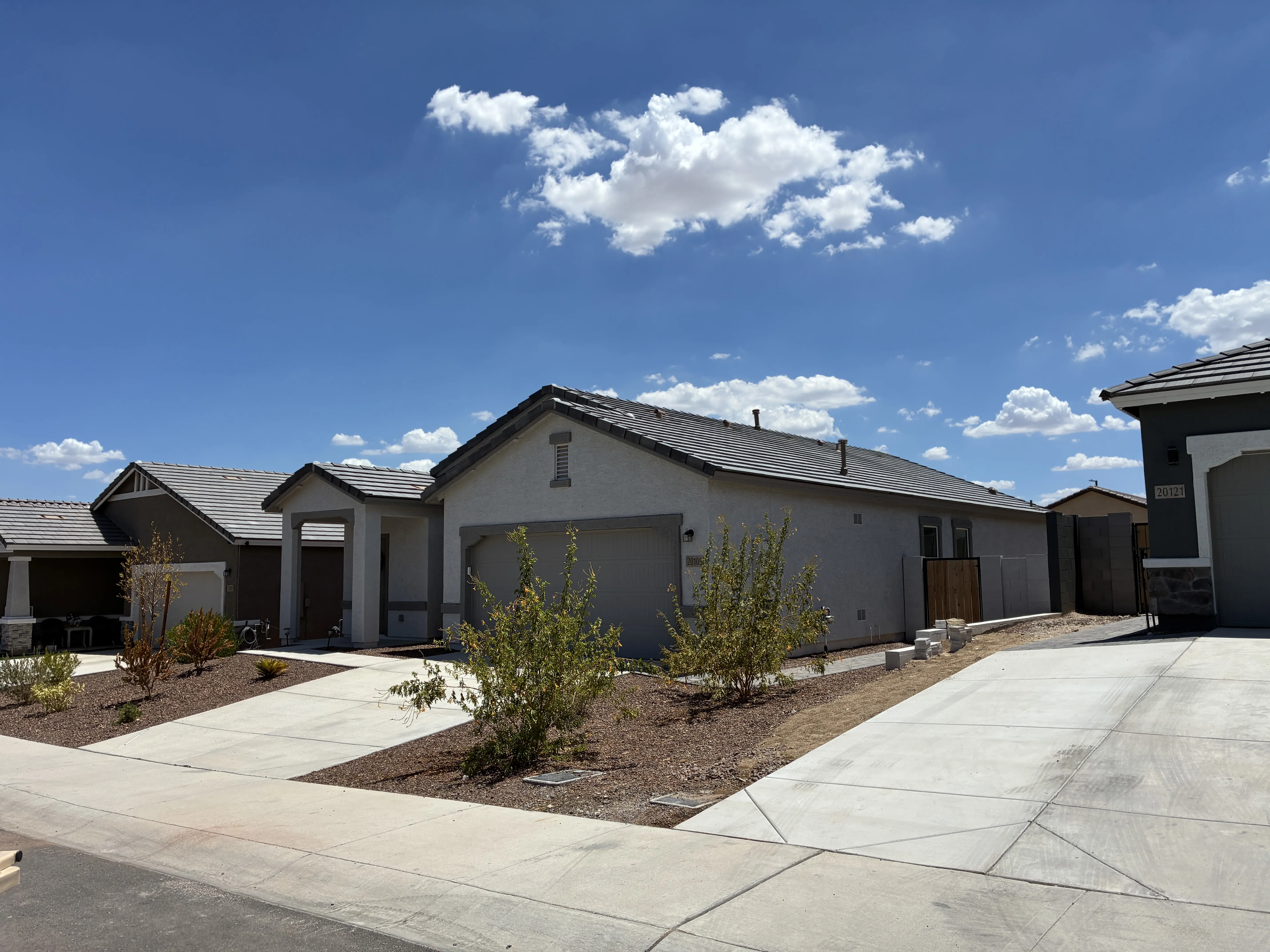 W. Montebello Ave And N 199th Ln photo 4