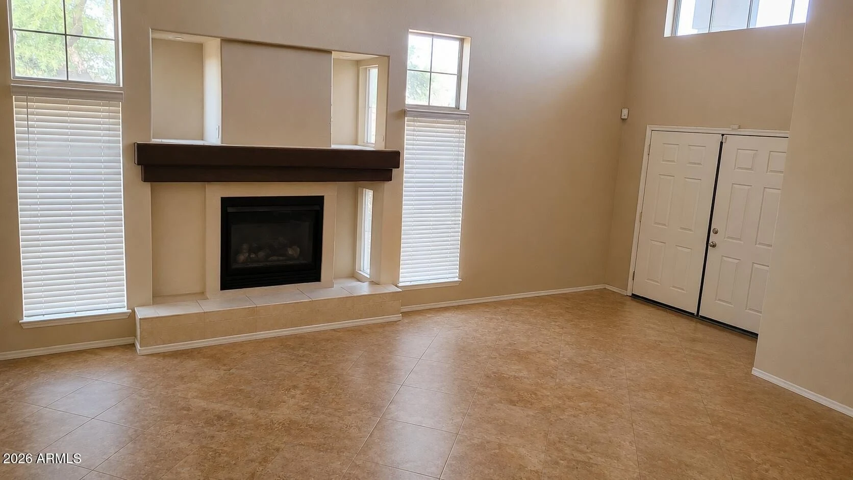 14138 N 158th Ct photo 2