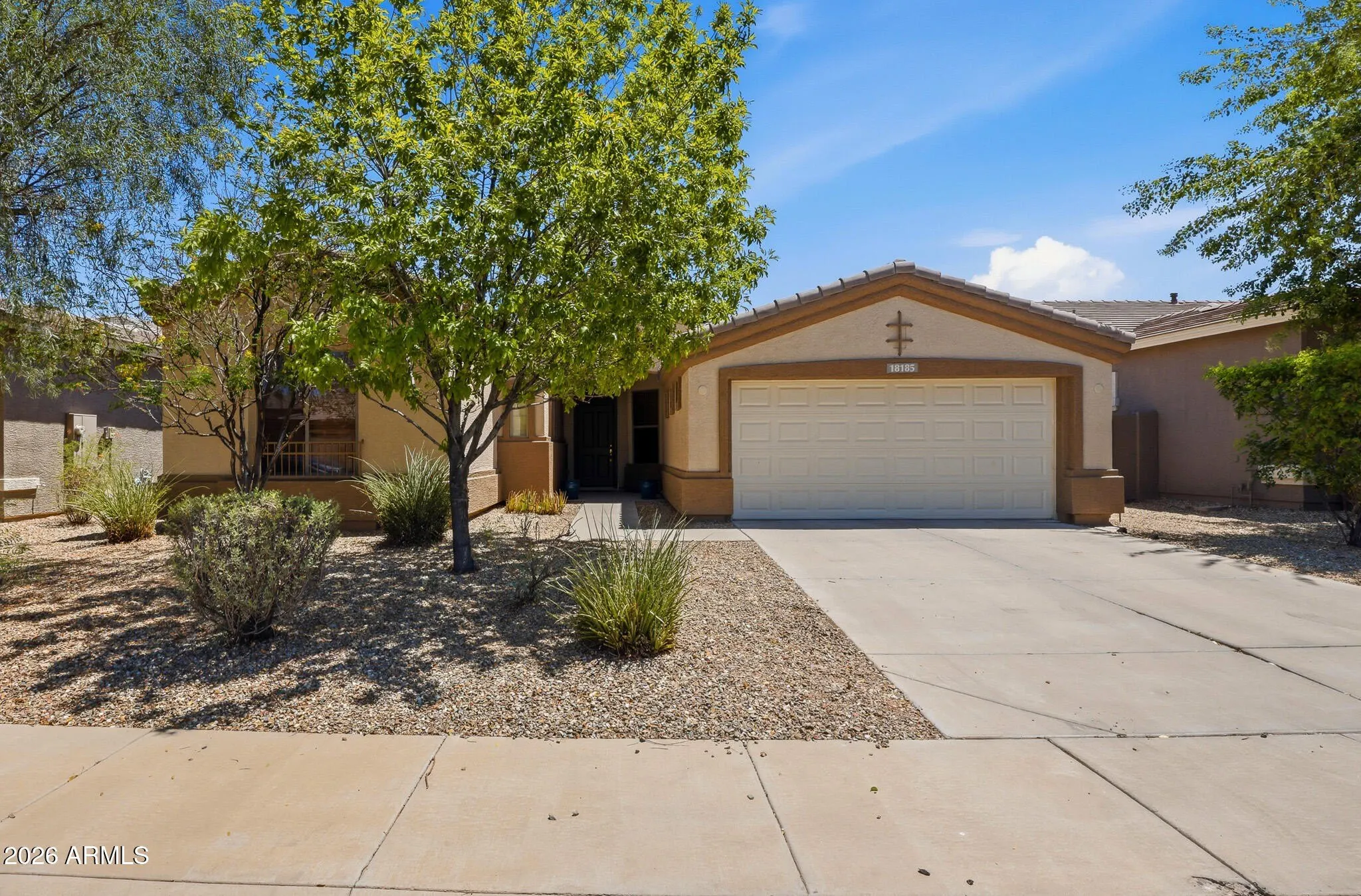 18185 W Rimrock St photo 2