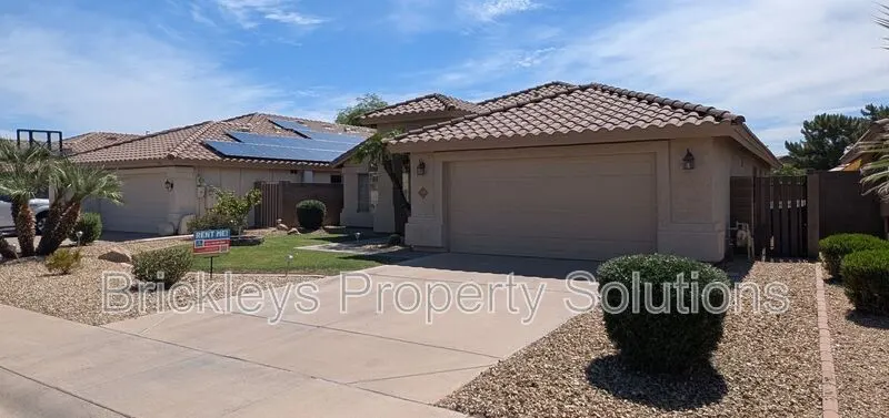 929 N Quail Ln photo 3