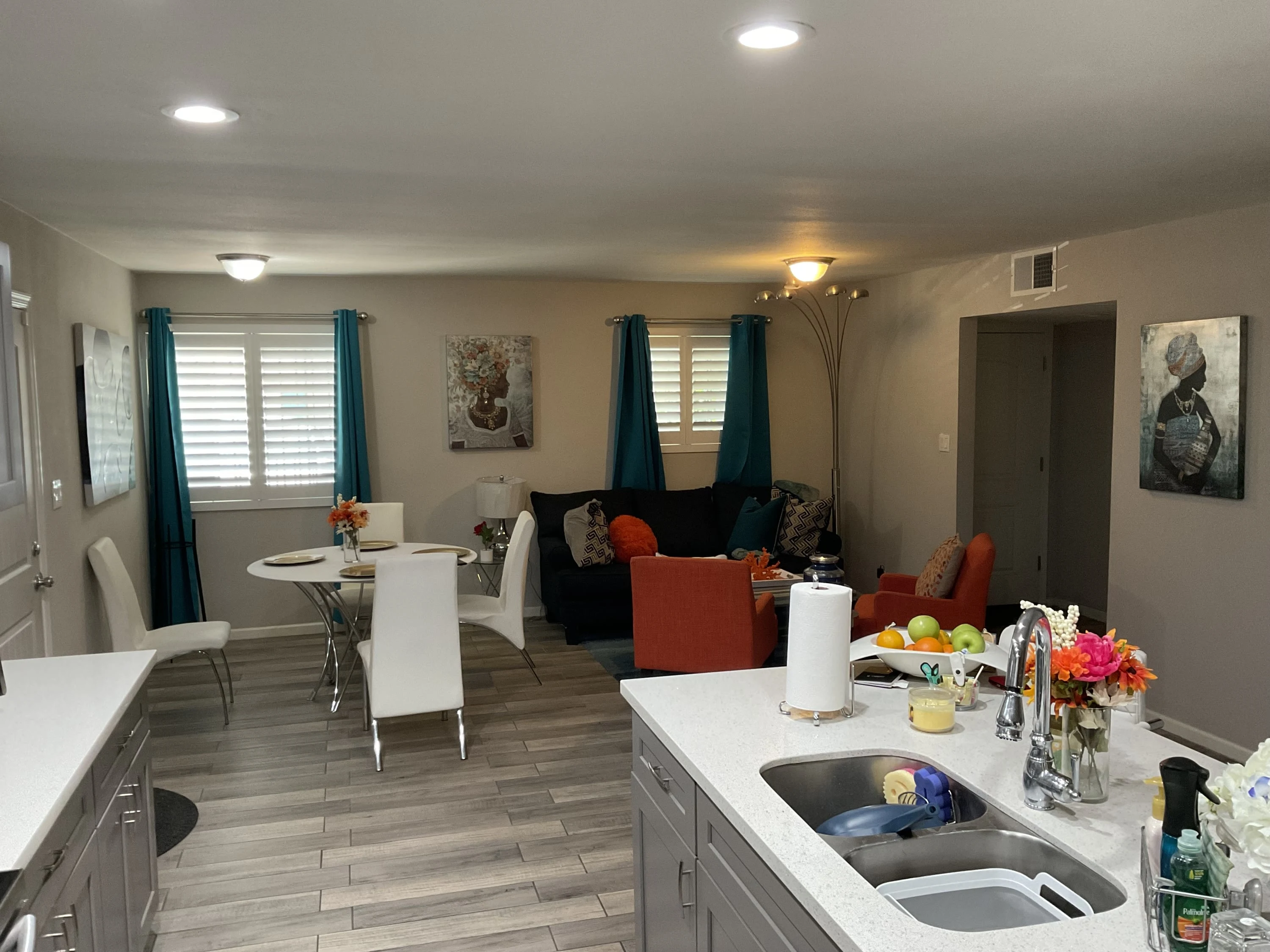 2320 E Wier Ave photo 3