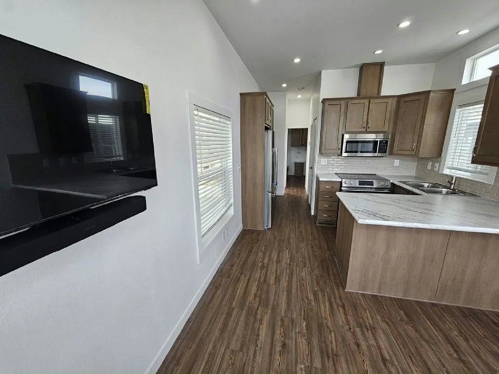 303 N Lindsay Rd Mesa, AZ 85213 photo 5