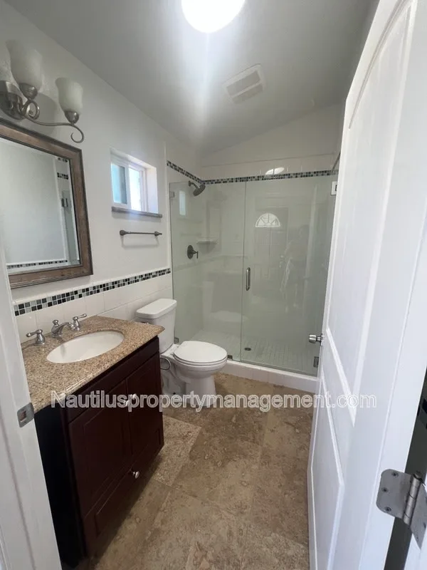 232 Center St Santa Cruz, CA 95060 photo 4