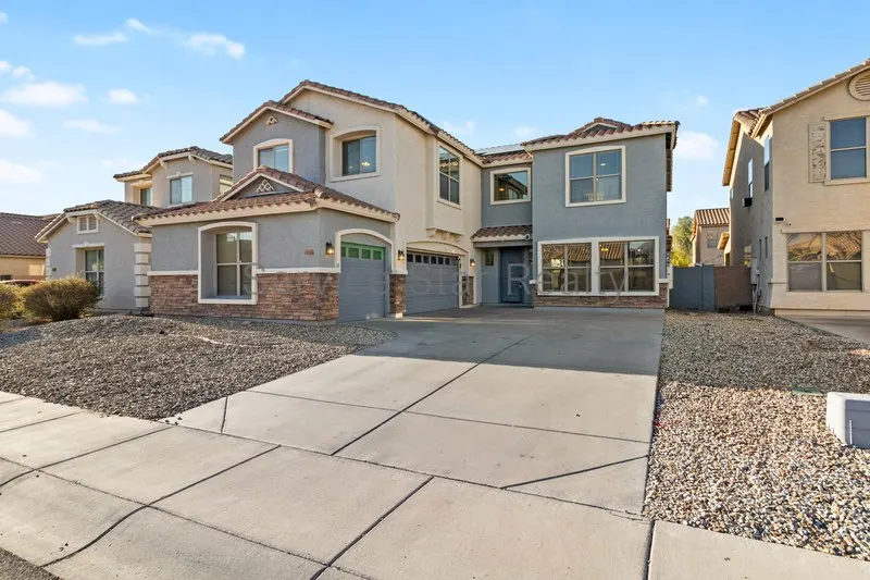 10122 W Albeniz Pl Tolleson, AZ 85353 photo 4