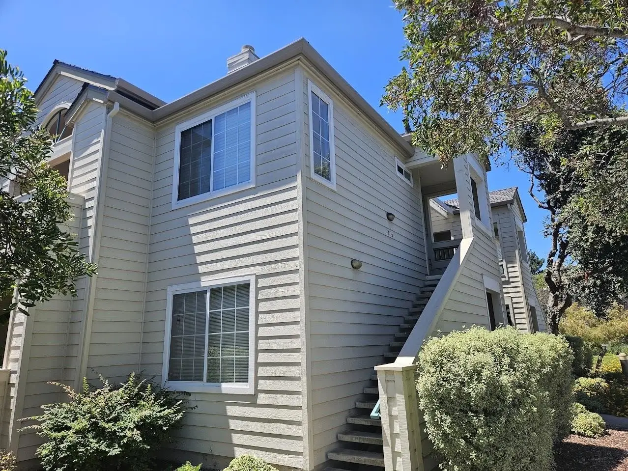 2116 Hastings Shore Ln photo 3