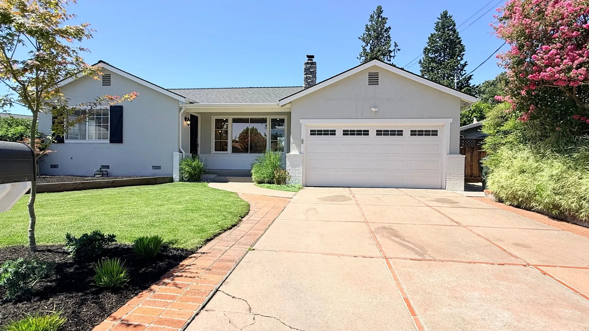 Poets Corner Gem! Charming And One Of A Kind, 3bd/1ba On A Cul-de-sac Available Now! photo 3