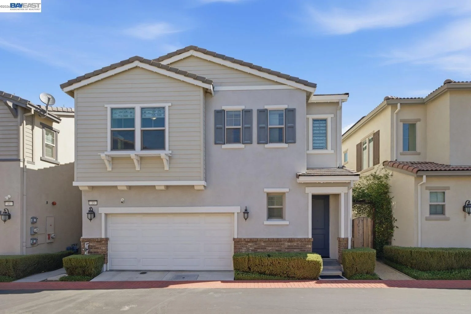 33 W Roccolino Ln photo 2