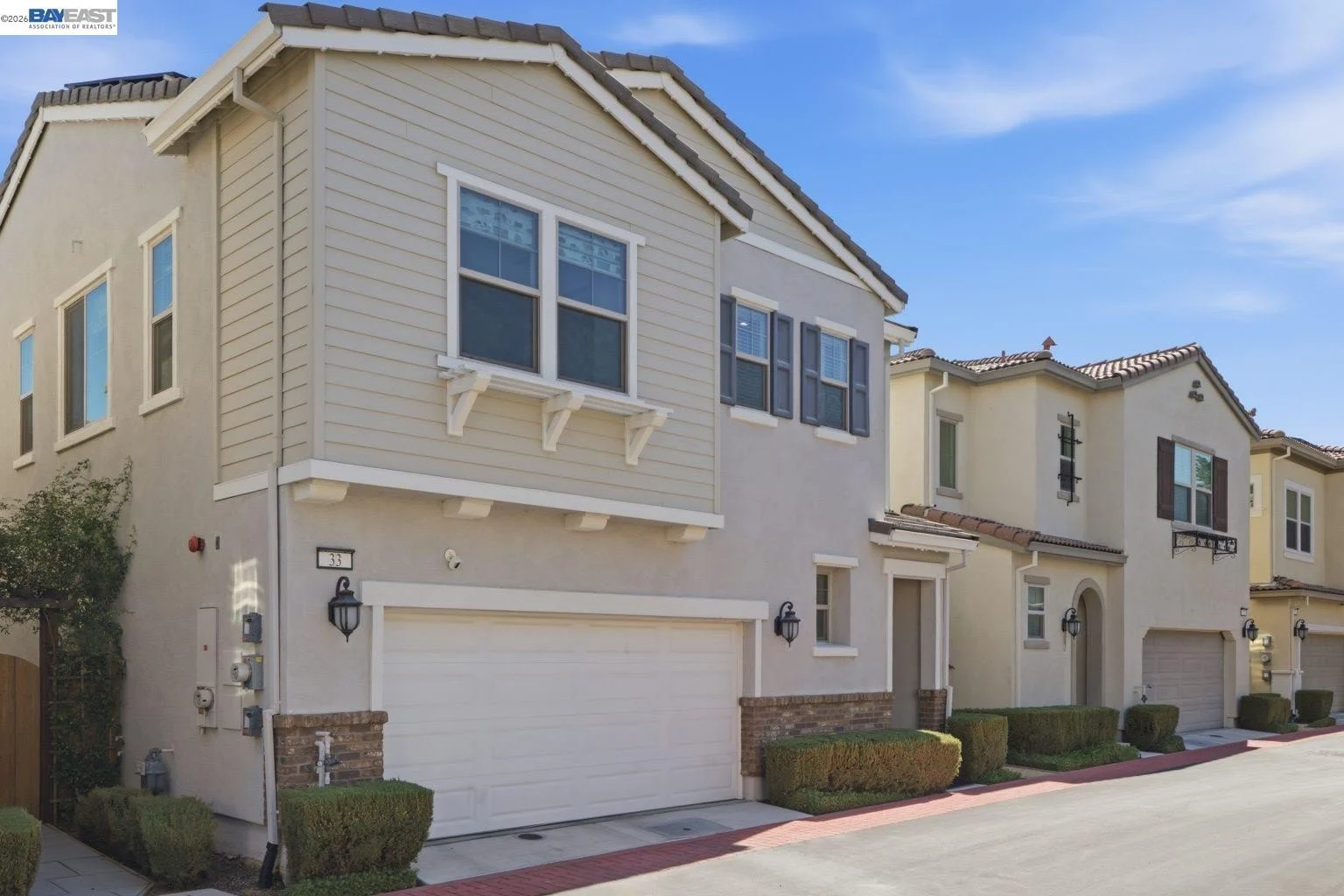 33 W Roccolino Ln photo 3