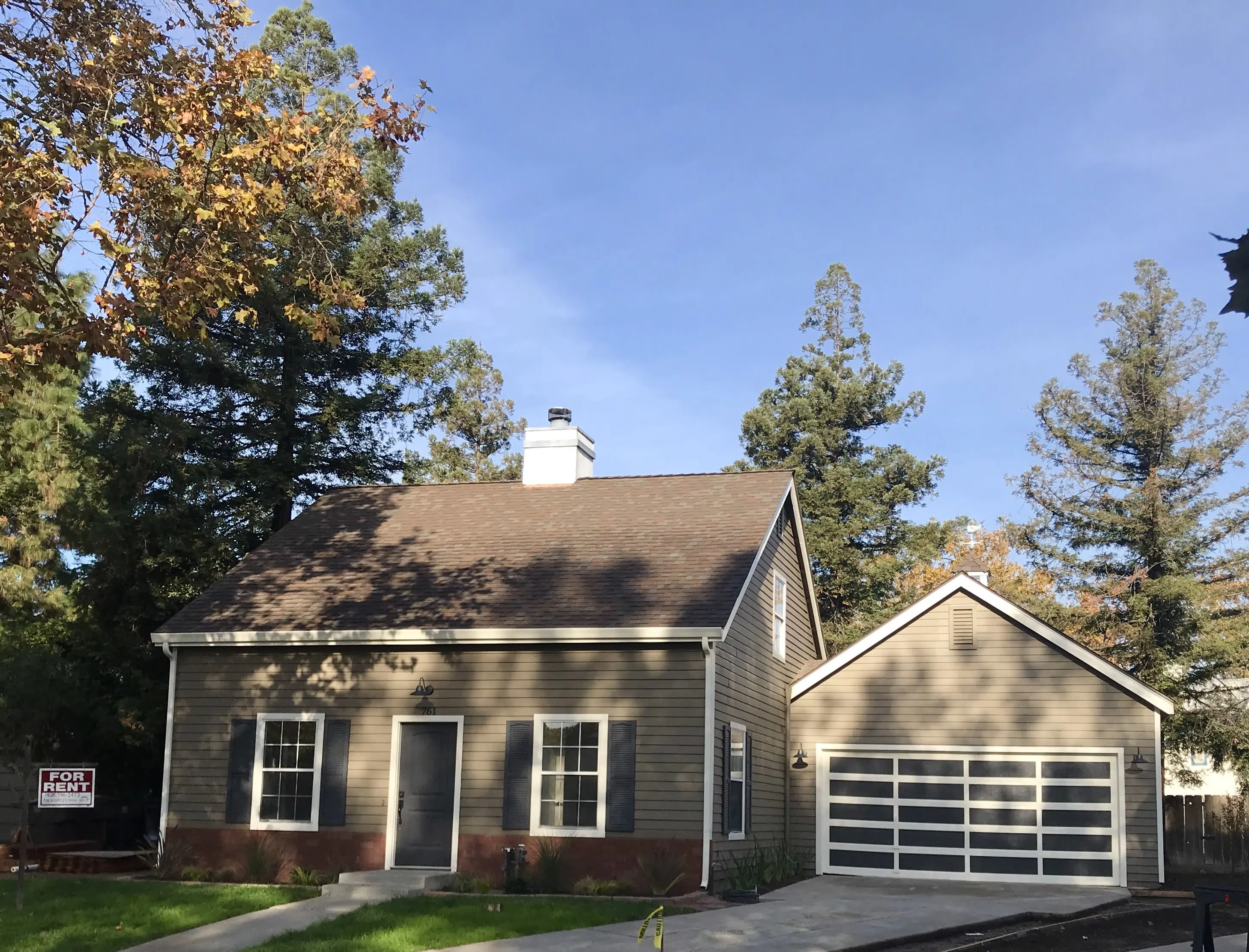 761 Rockport Ct photo 2