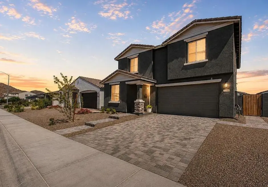 7598 W Smoketree Dr Peoria, AZ 85383 photo 5