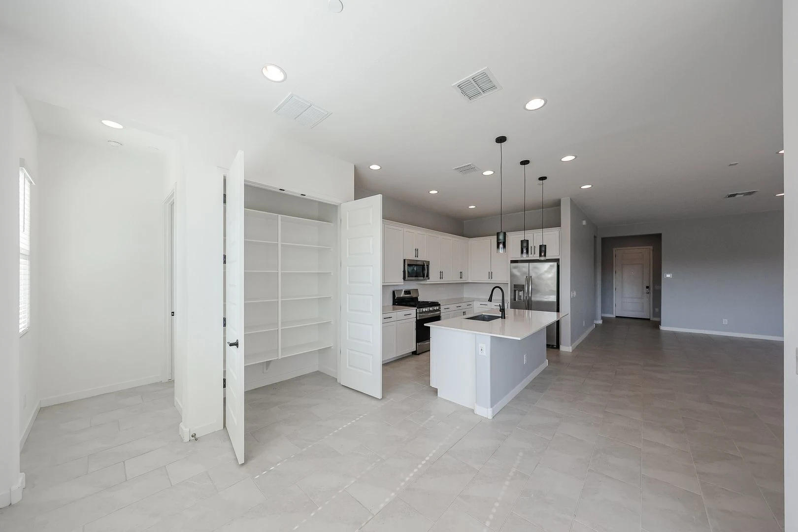 31674 N 123rd Ave Peoria, AZ 85383 photo 4