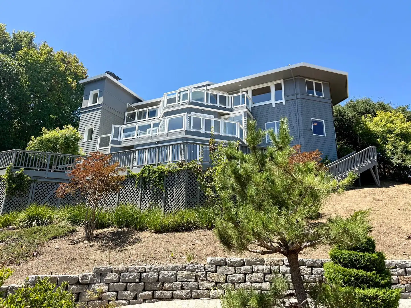 Panoramic Bay View Estate In Prestigious Tiburon photo 2