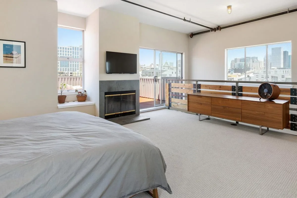 Expansive 1br Plus Flex Live/work Loft With Private Terrace photo 2