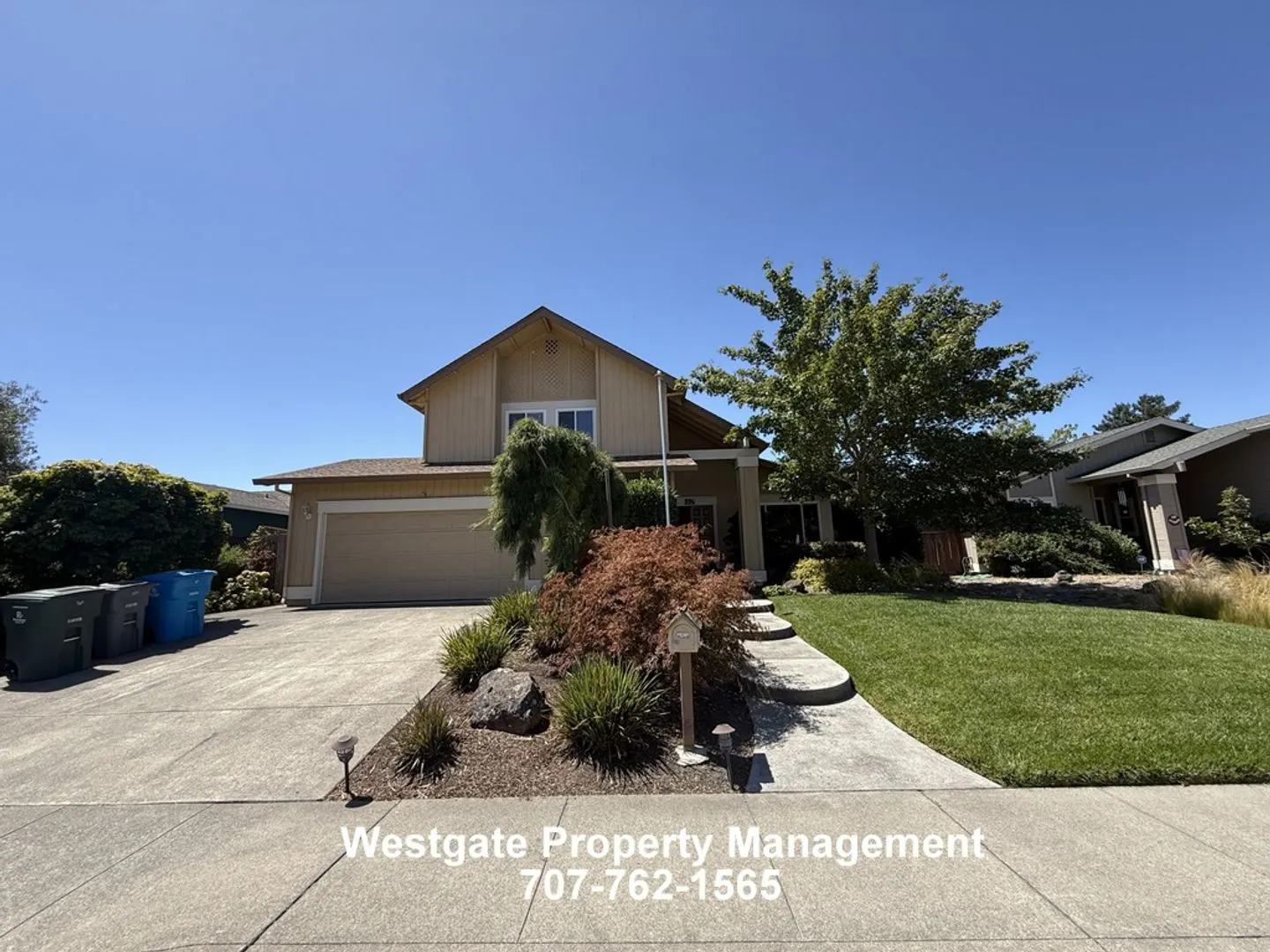 Lovely 3/2.5 East Petaluma Home - 1604 Cerro Sonoma Circle photo 2