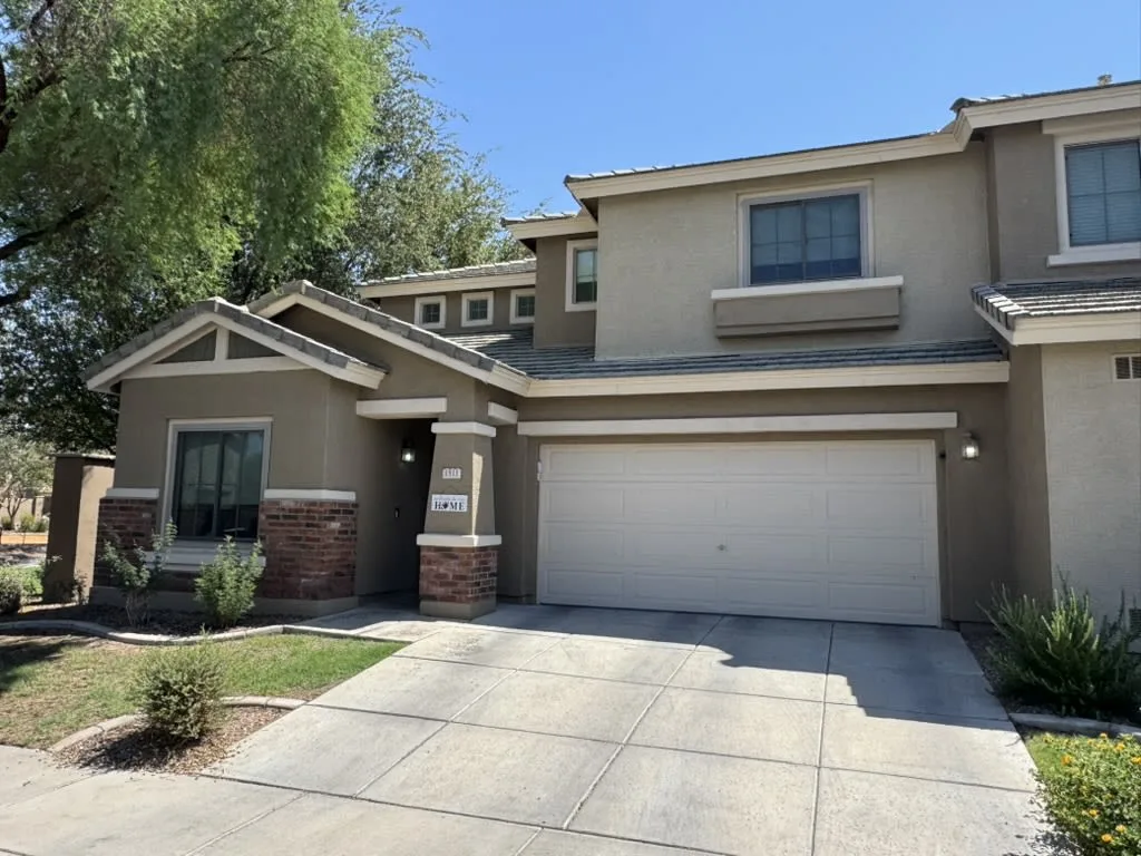 1511 E Joseph Way photo 2