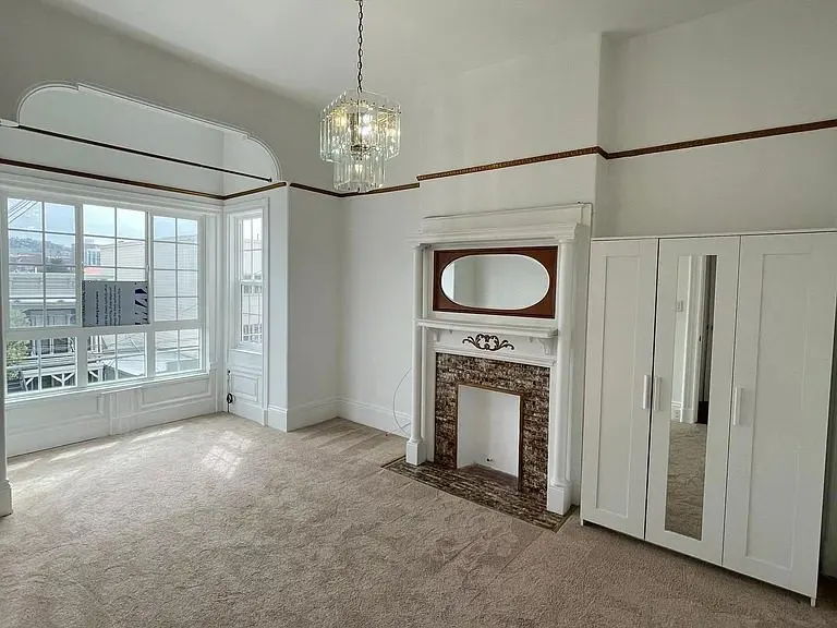 This Charming San Francisco Flat Offers A Perfect Blend Of Historic Ch photo 5