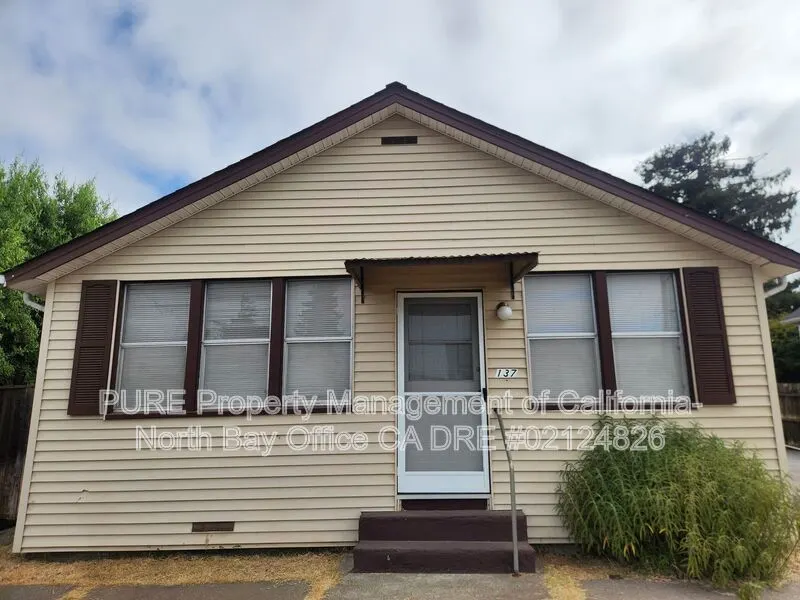 137 Wilson St photo 3