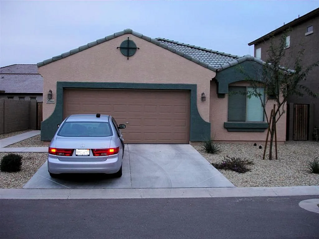 15980 N 73rd Ln photo 2