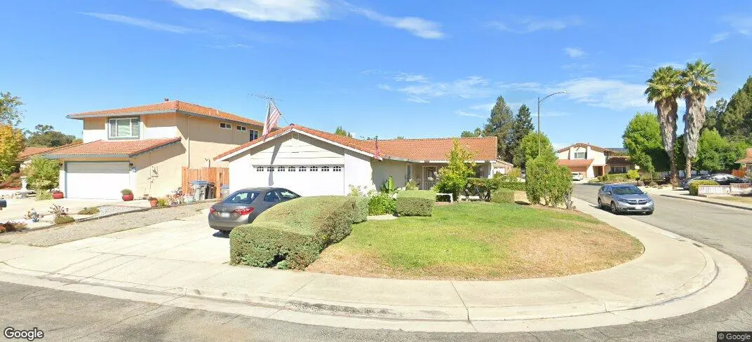 1745 Cheney Dr photo 3