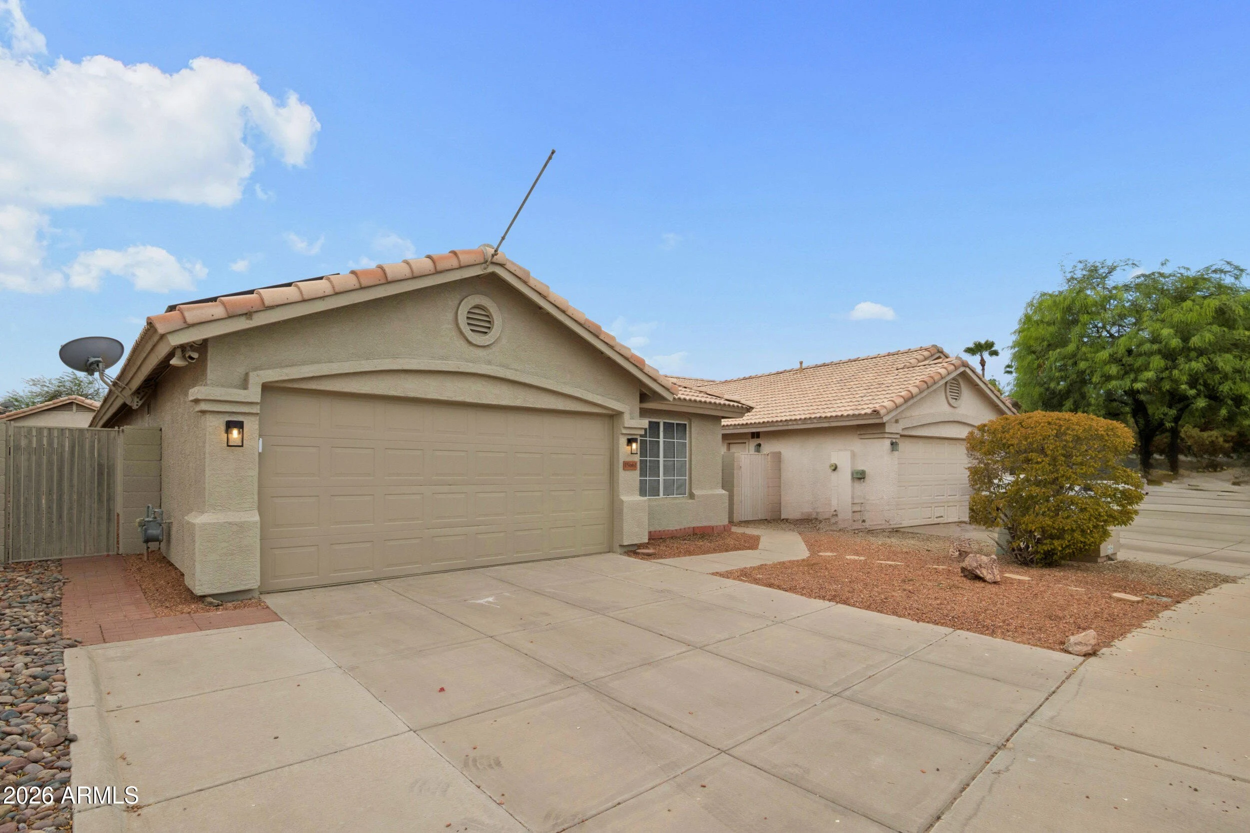 15661 W Hammond Dr Goodyear, AZ 85338 photo 2