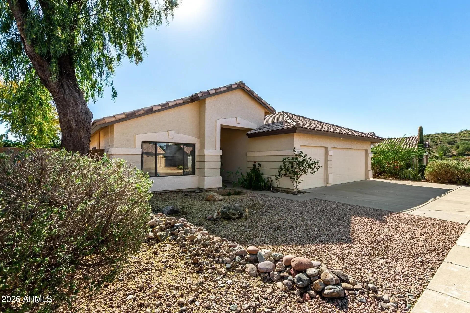 1625 E Montoya Ln photo 5