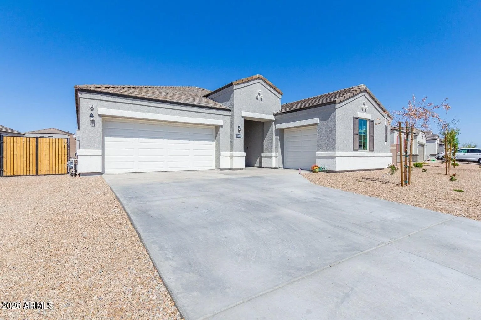 30916 W Verde Ln photo 5