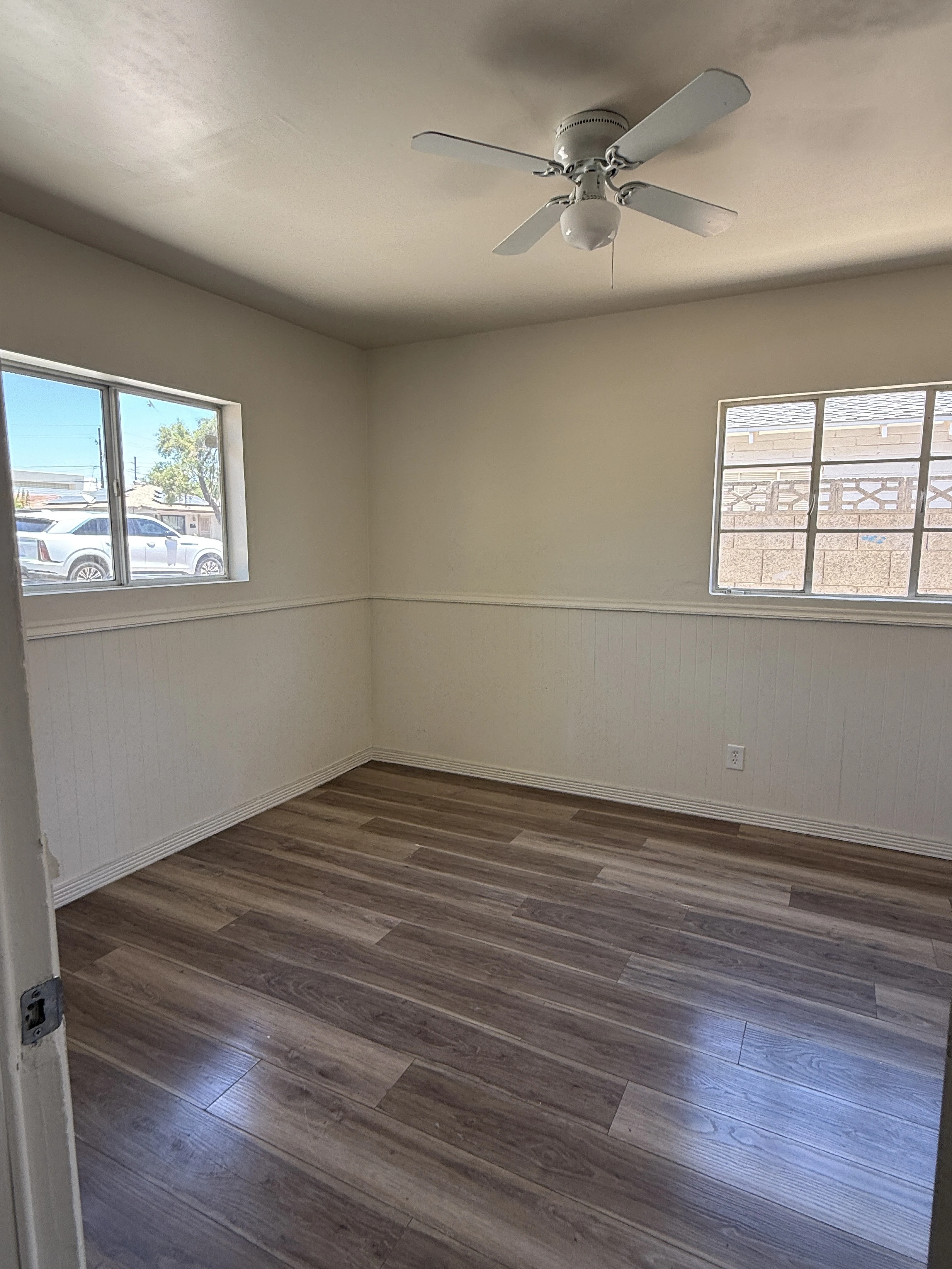 3515 East Flower Street photo 3