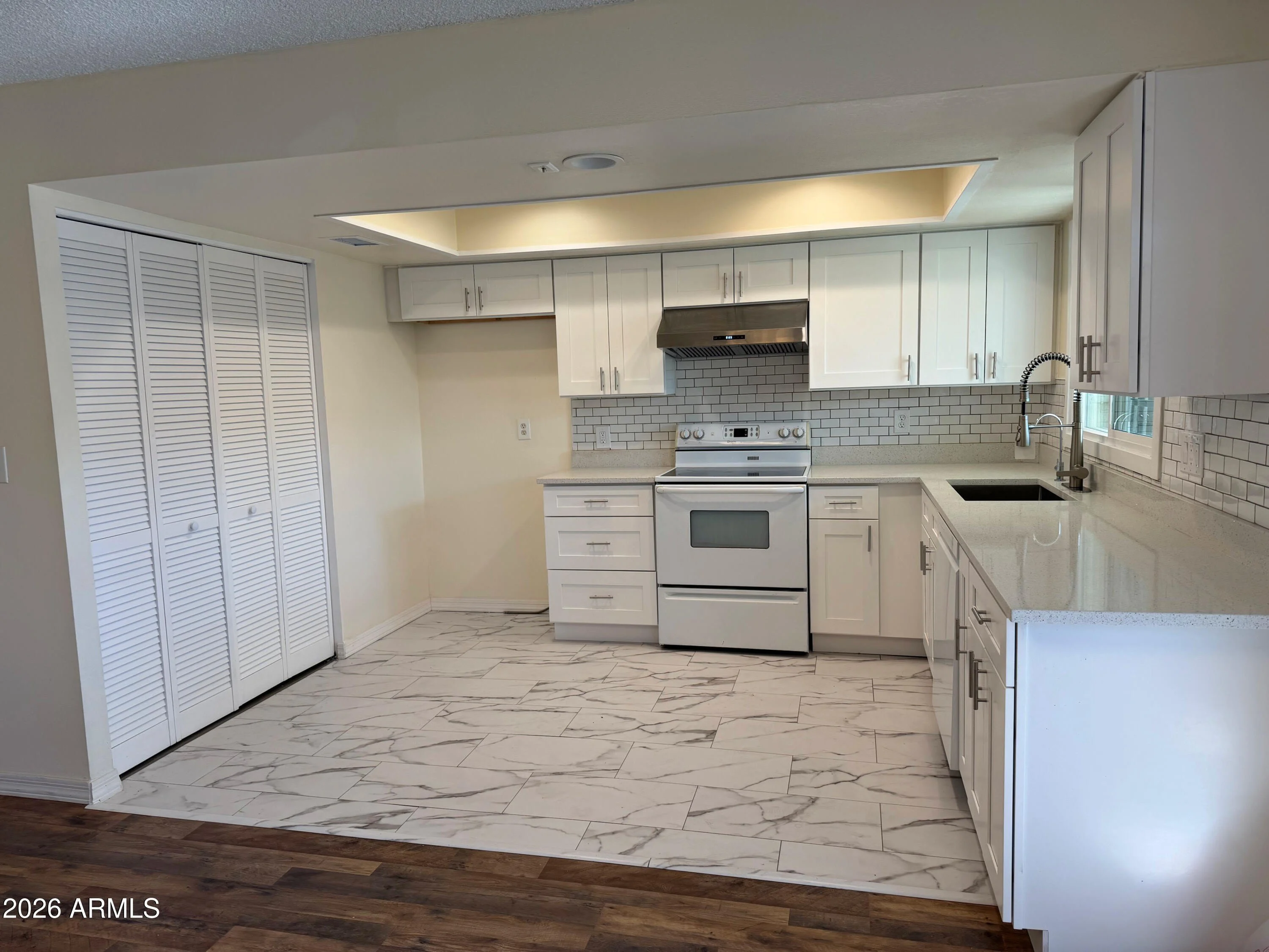 1657 W Hazelwood St Phoenix, AZ 85015 photo 5