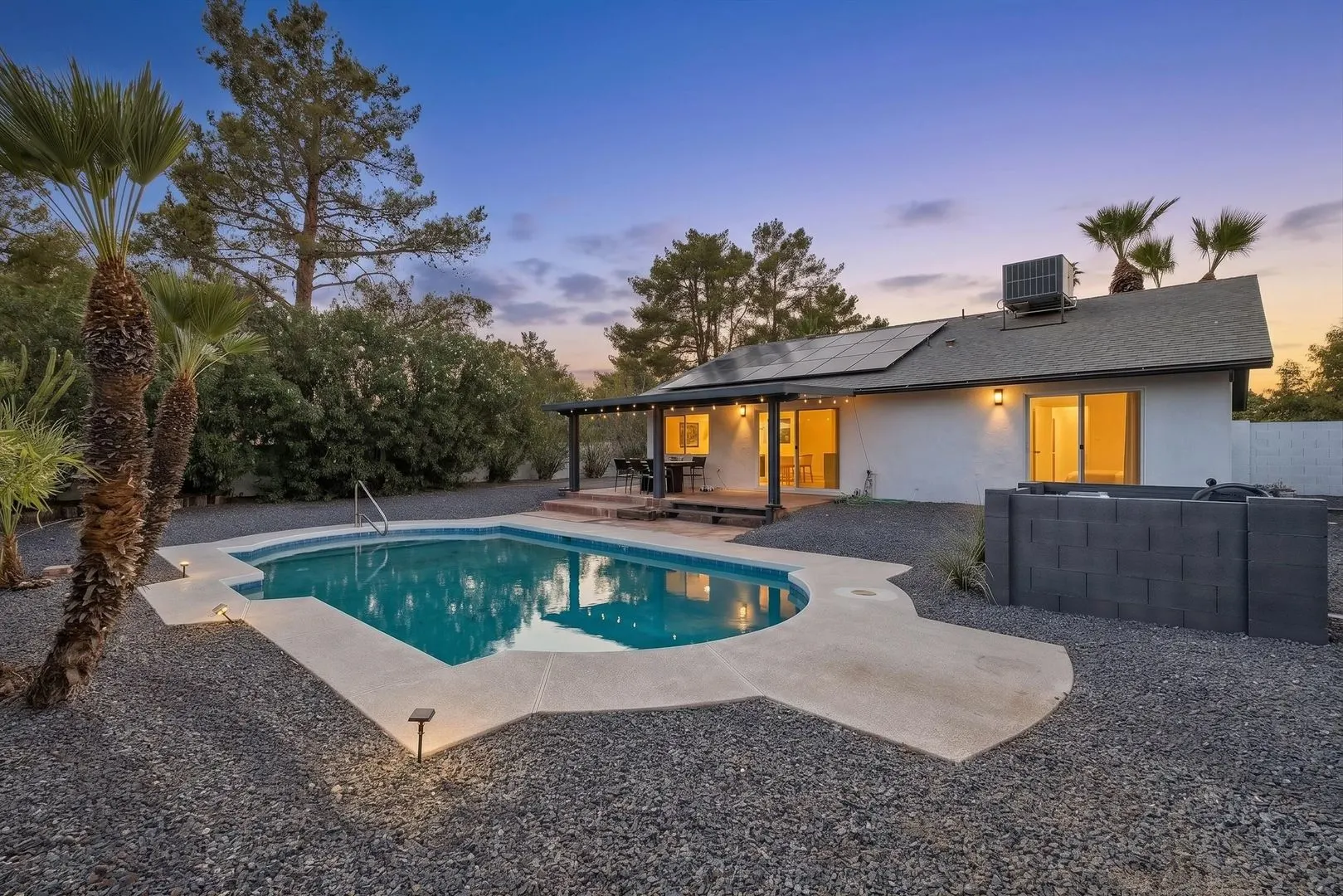 5117 E Beck Ln photo 4