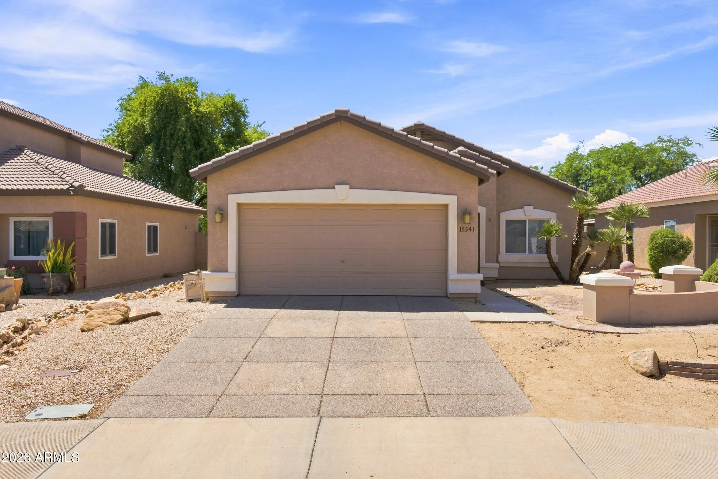 15341 W Maui Ln Surprise, AZ 85379 photo 2
