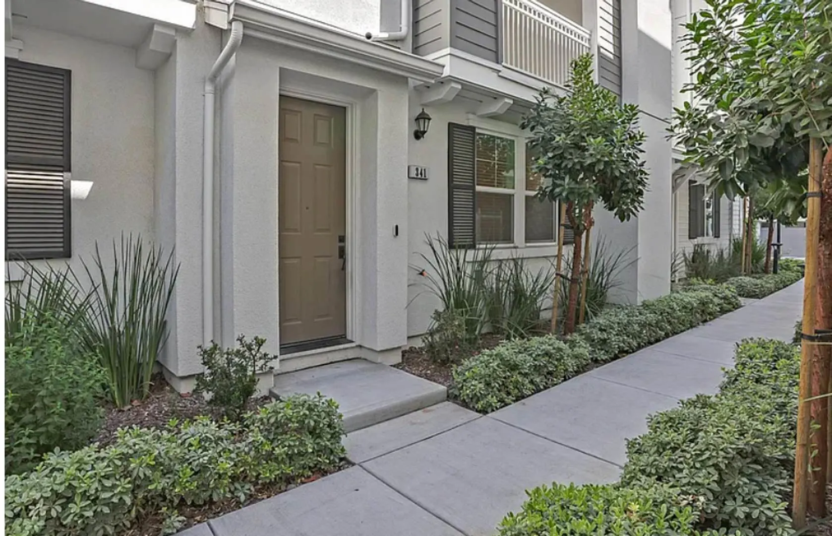 Modern 4-bedroom Townhome With Flexible Living Space &amp; Prime Milpitas Location photo 2