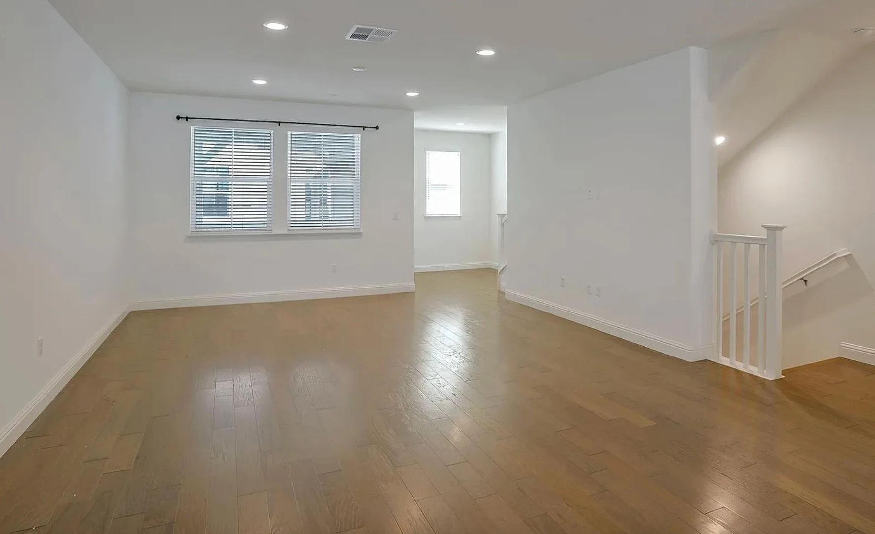 Modern 4-bedroom Townhome With Flexible Living Space &amp; Prime Milpitas Location photo 5