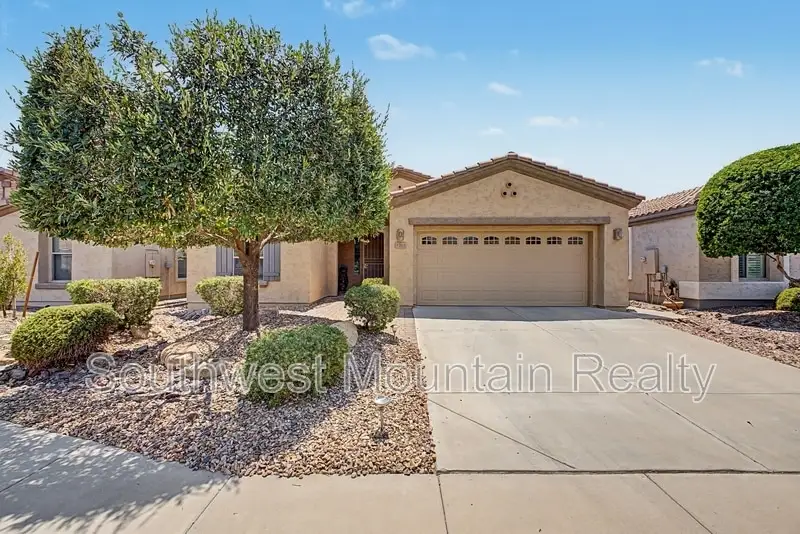 4265 E Azalea Dr photo 2