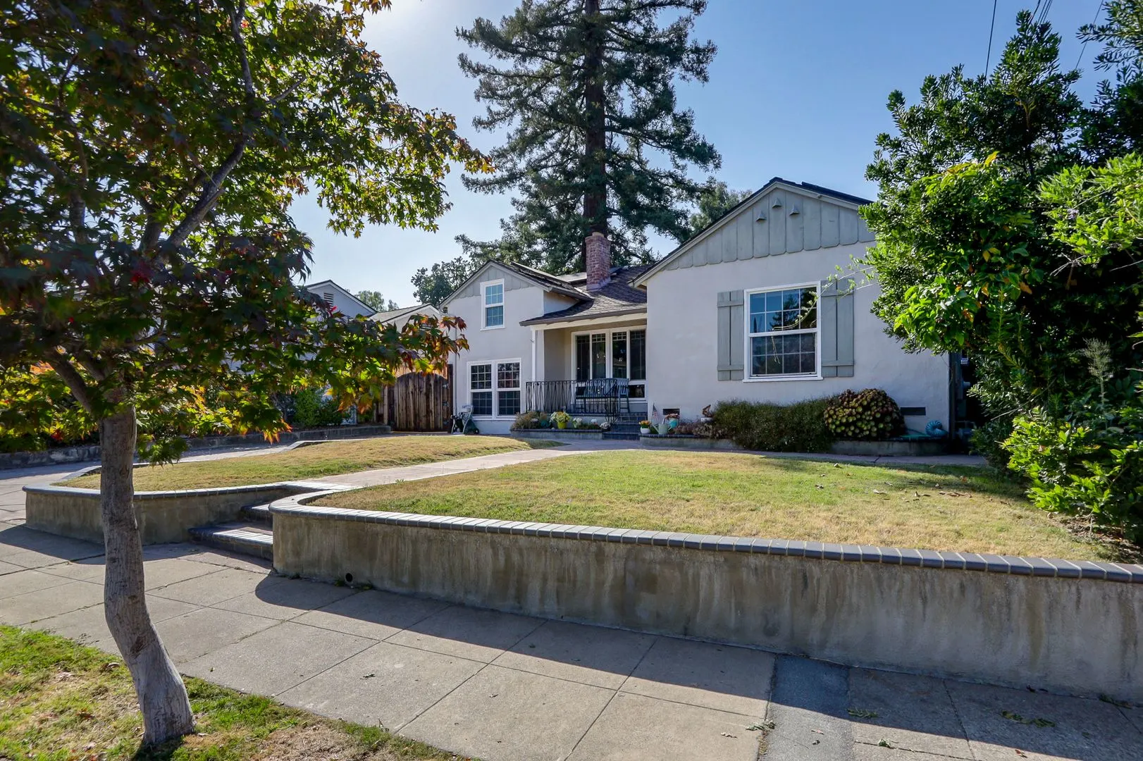 5br/3ba Pet-friendly Entire Property With Separate Guest House | Redwood City | Youtube Tour photo 5
