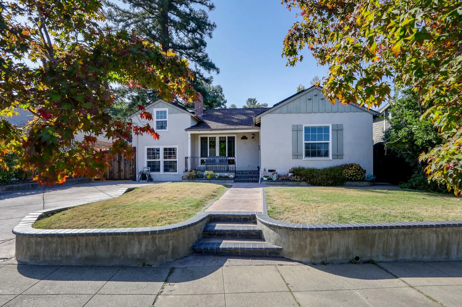 5br/3ba Pet-friendly Entire Property With Separate Guest House | Redwood City | Youtube Tour photo 2