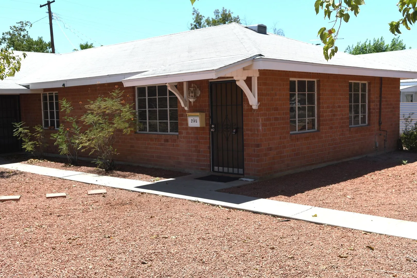 Ideal 2 Br 1 Ba 1 Car Detached Garage Duplex Near 22nd St And Osborn In Phoenix photo 2