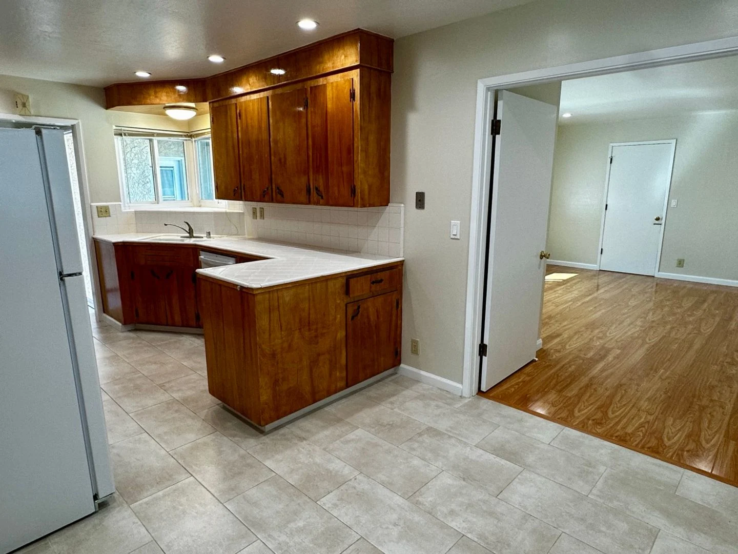 Charming 3 Bedroom, 2 Bath Duplex In Mountain View Near Sylvan Park photo 5