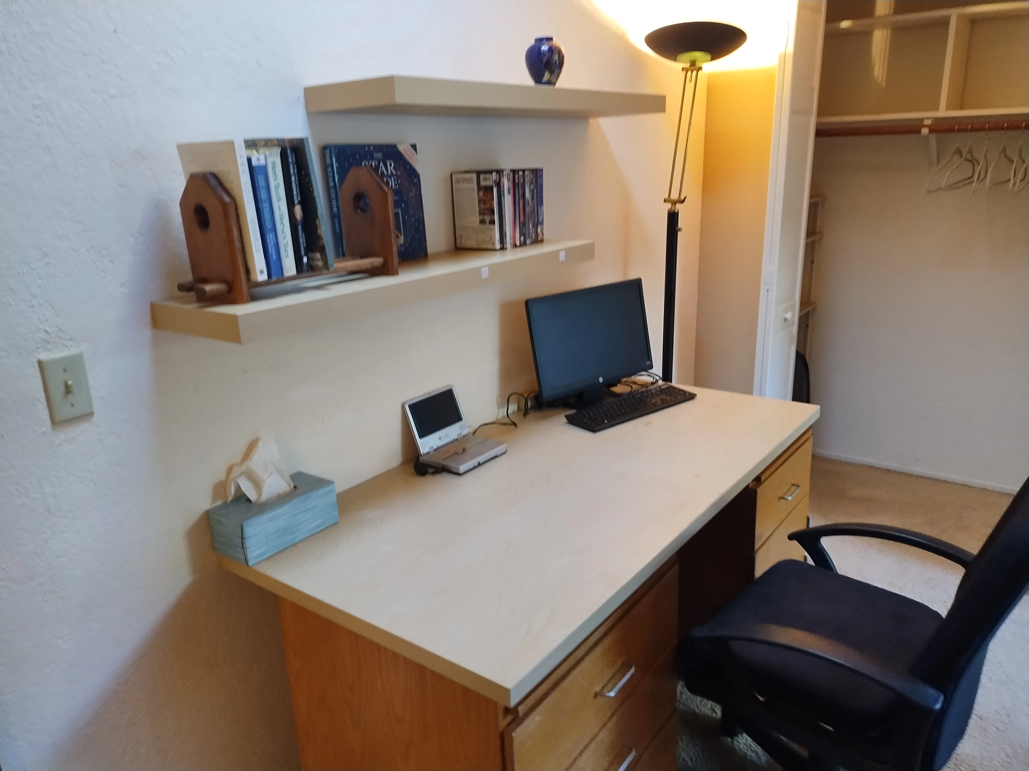 466 La Fonda Ave unit Studio photo 4