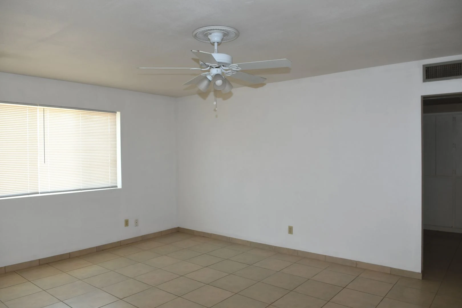 Ideal 2 Br 2 Ba 2 Carport Home Near Cactus And I-17 In Phoenix photo 5