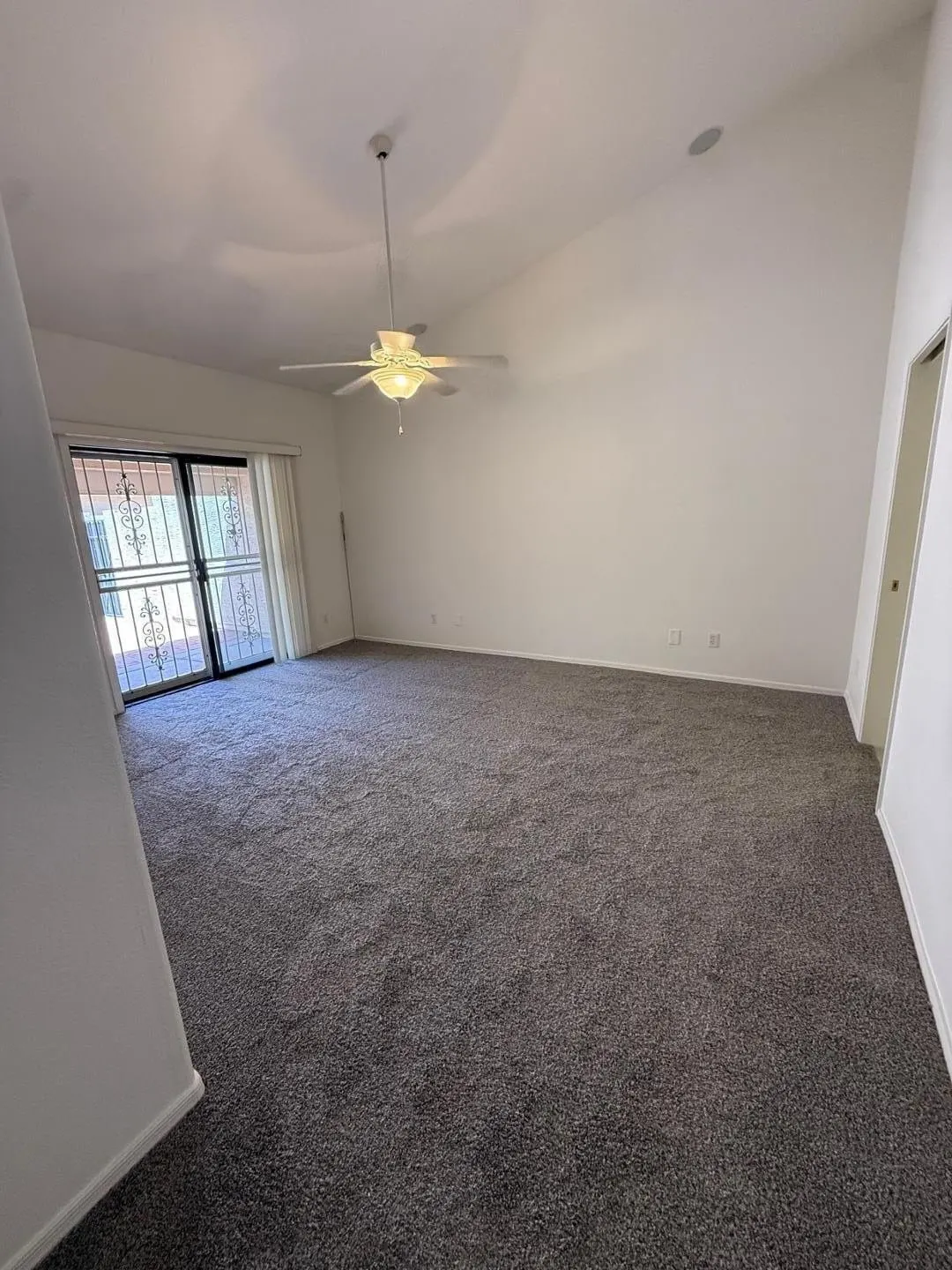 45 E 9th photo 5