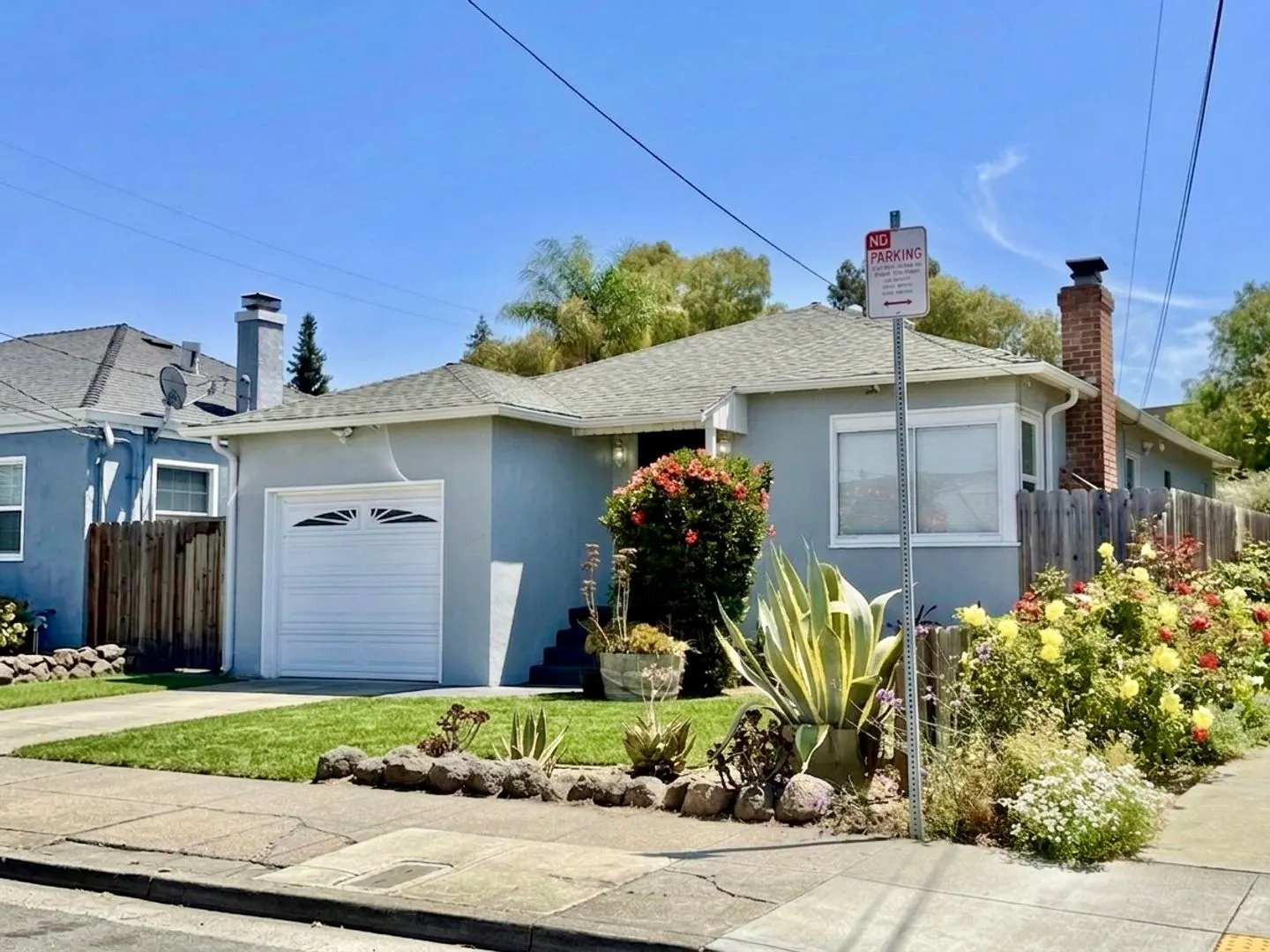 $3,900 / Updated 3br/2ba Home In Hayward! photo 5