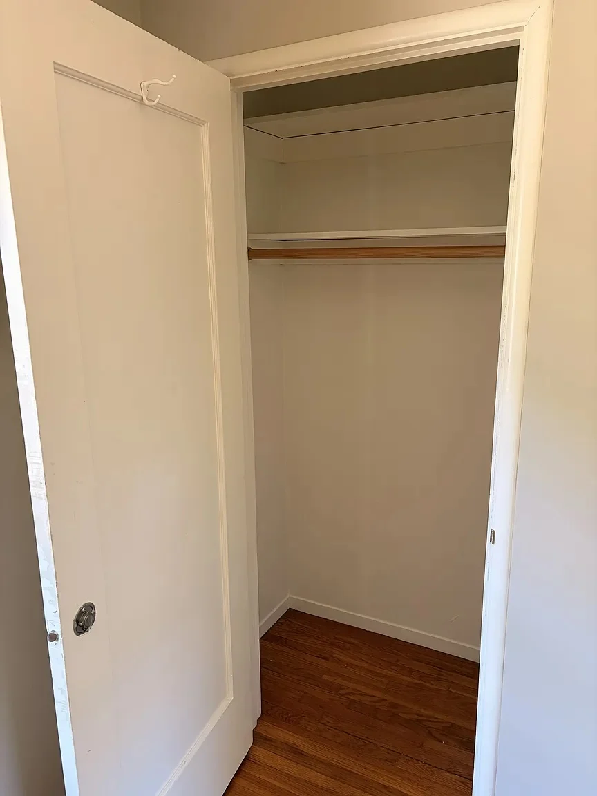 1340 Mills St Apt 3 photo 2