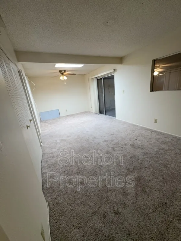 10103 N 97th Ave photo 5