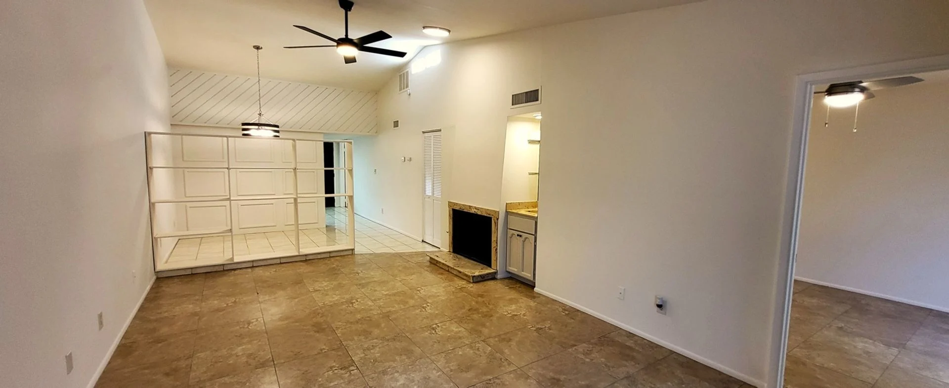 **affordable 2 Bedroom Condo In West Phoenix – Ready To Rent!** photo 4