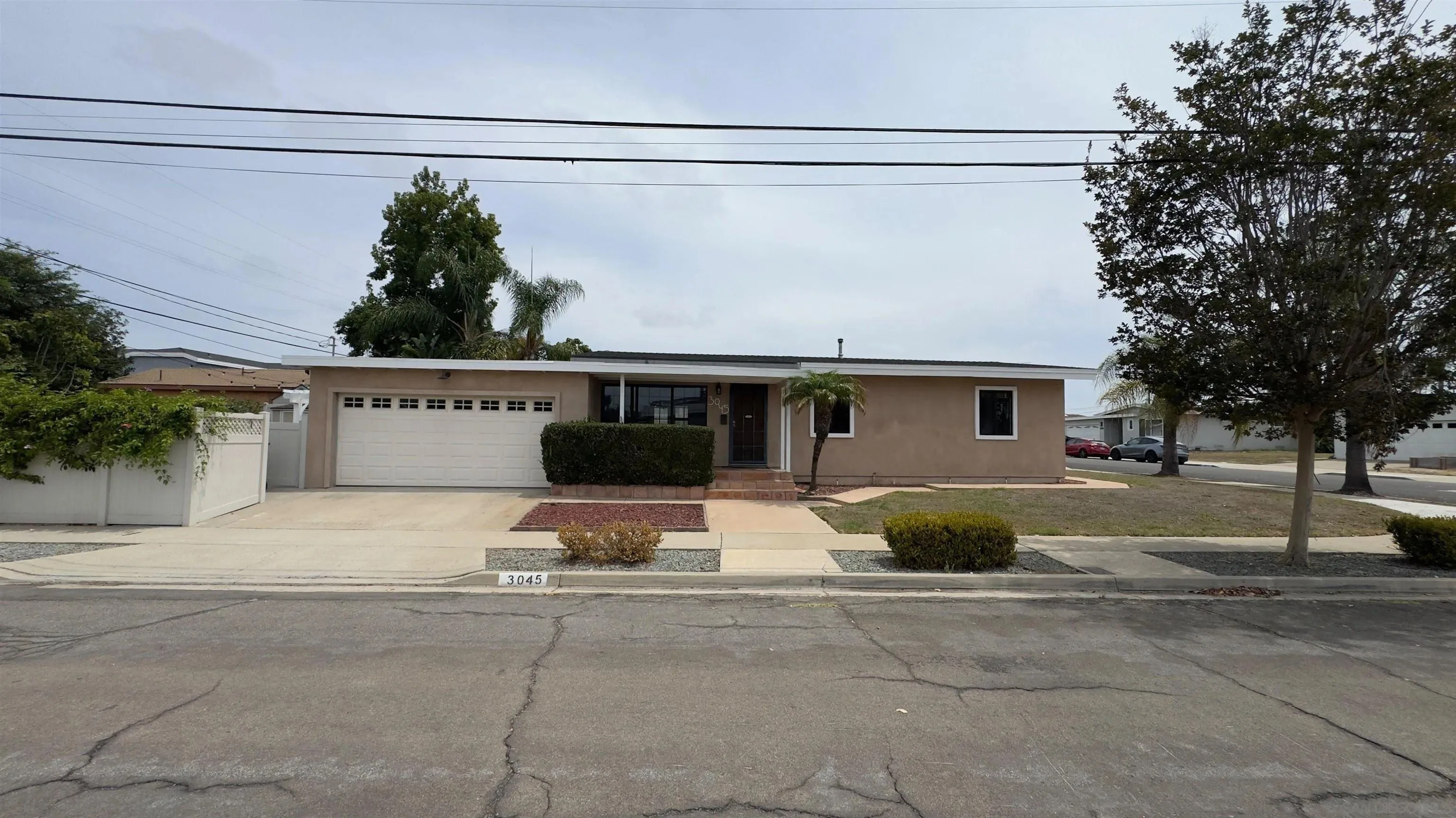 3045 Afton Rd San Diego, CA 92123 photo 2
