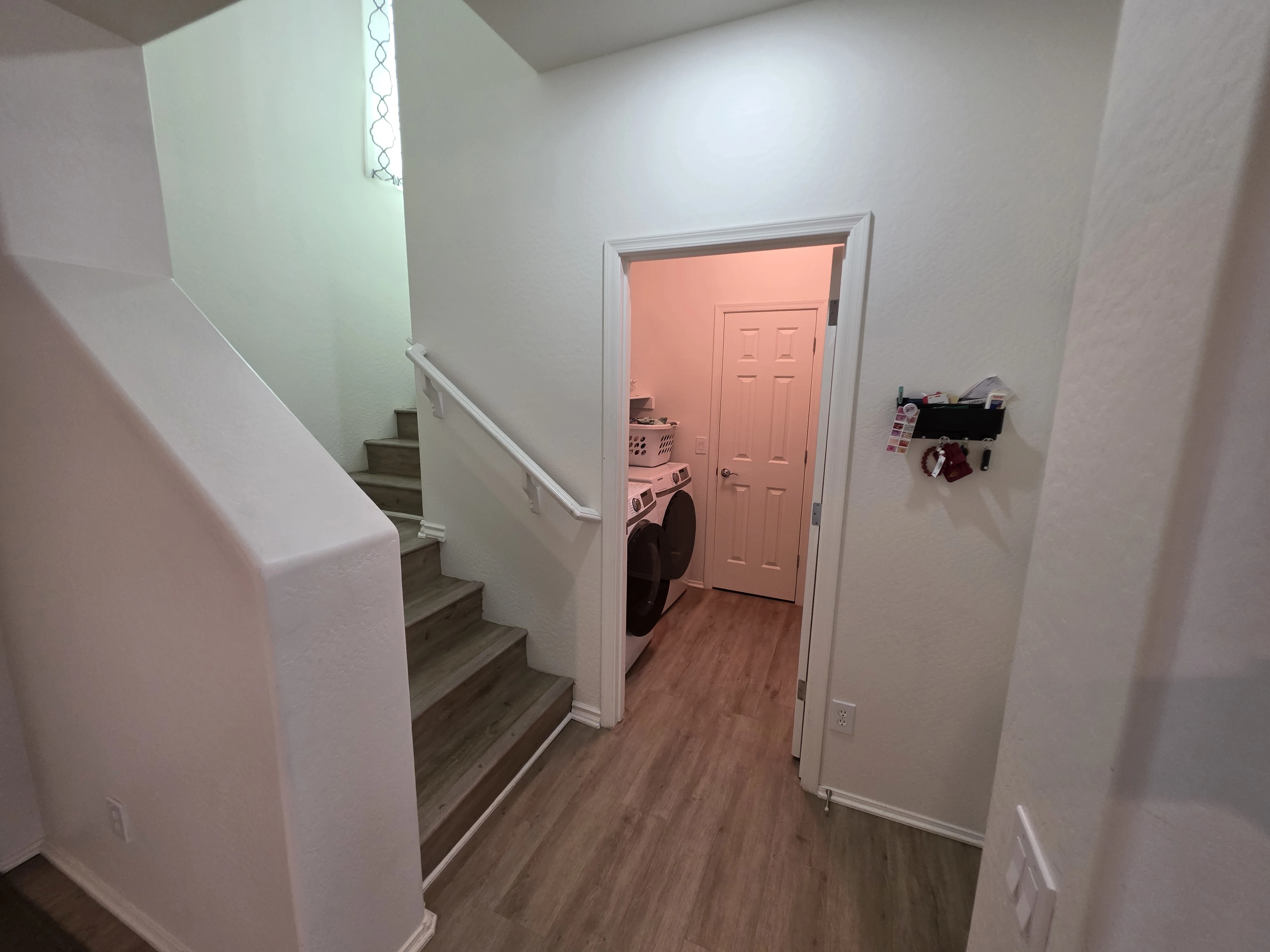 2170 Scully Dr photo 5