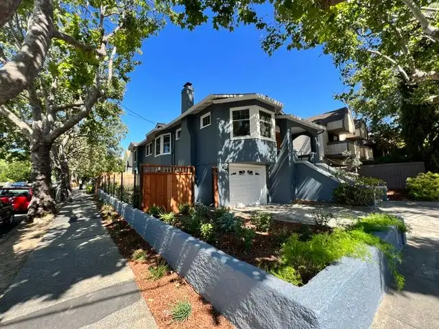 201 Shaver St photo 5