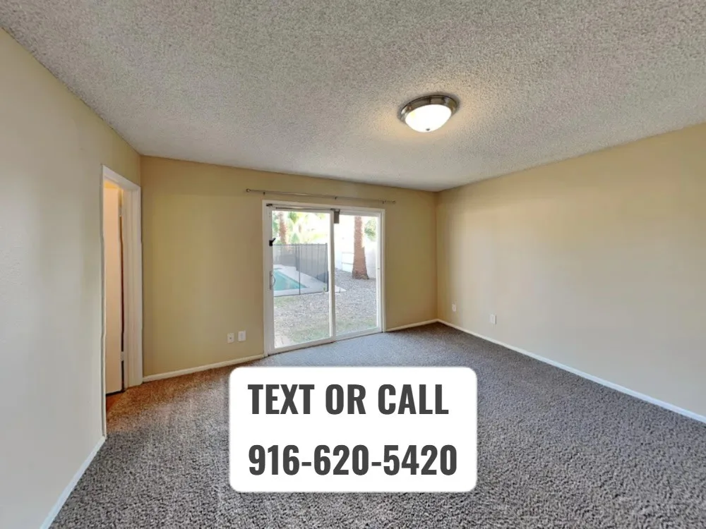 4626 W Carol Ave photo 4