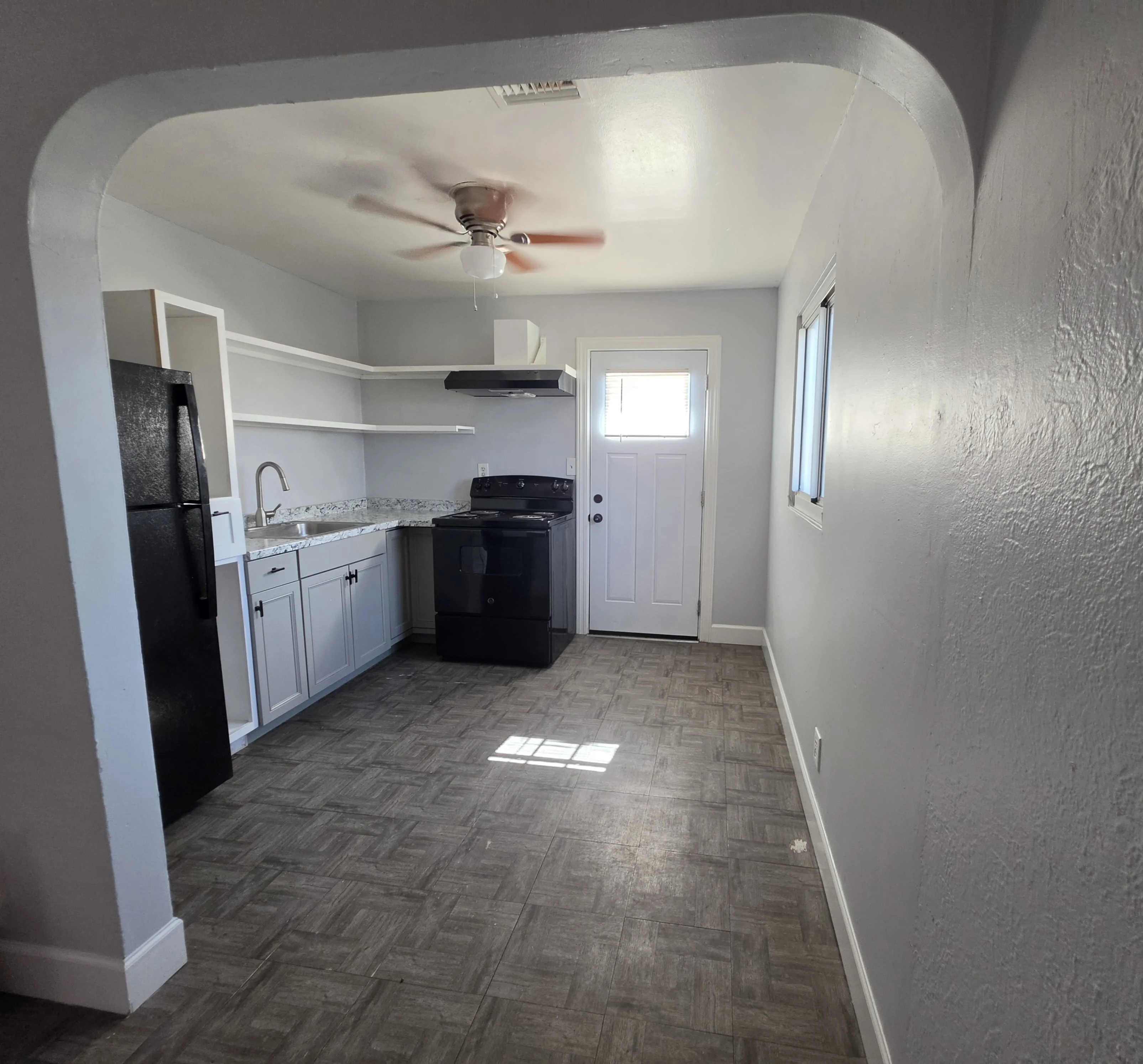 1019 S 4th Ave Phoenix, AZ 85003 photo 2